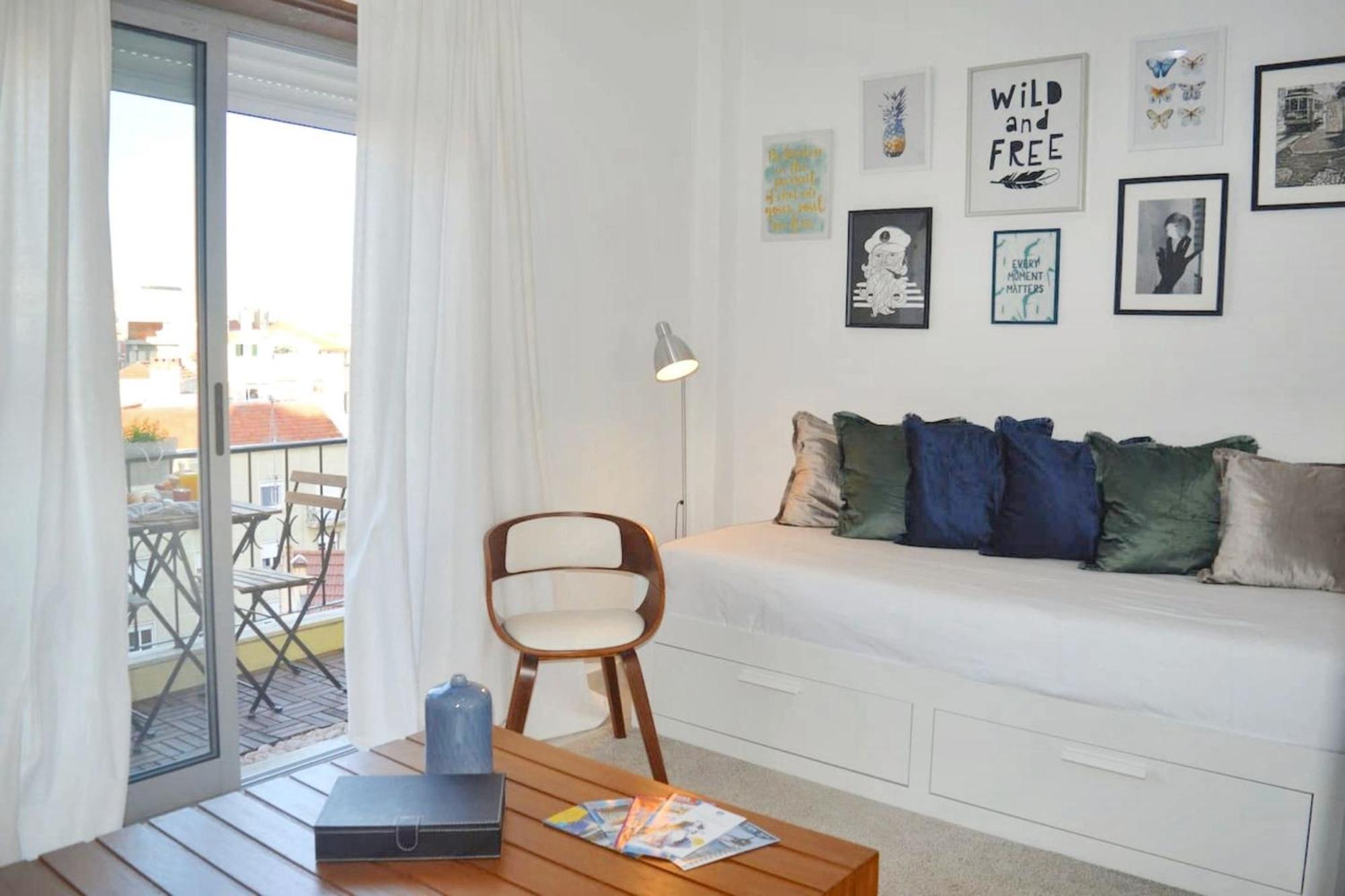 Comfortable Apartment With Balcony And Sea View In Lisbon 50 M² Экстерьер фото
