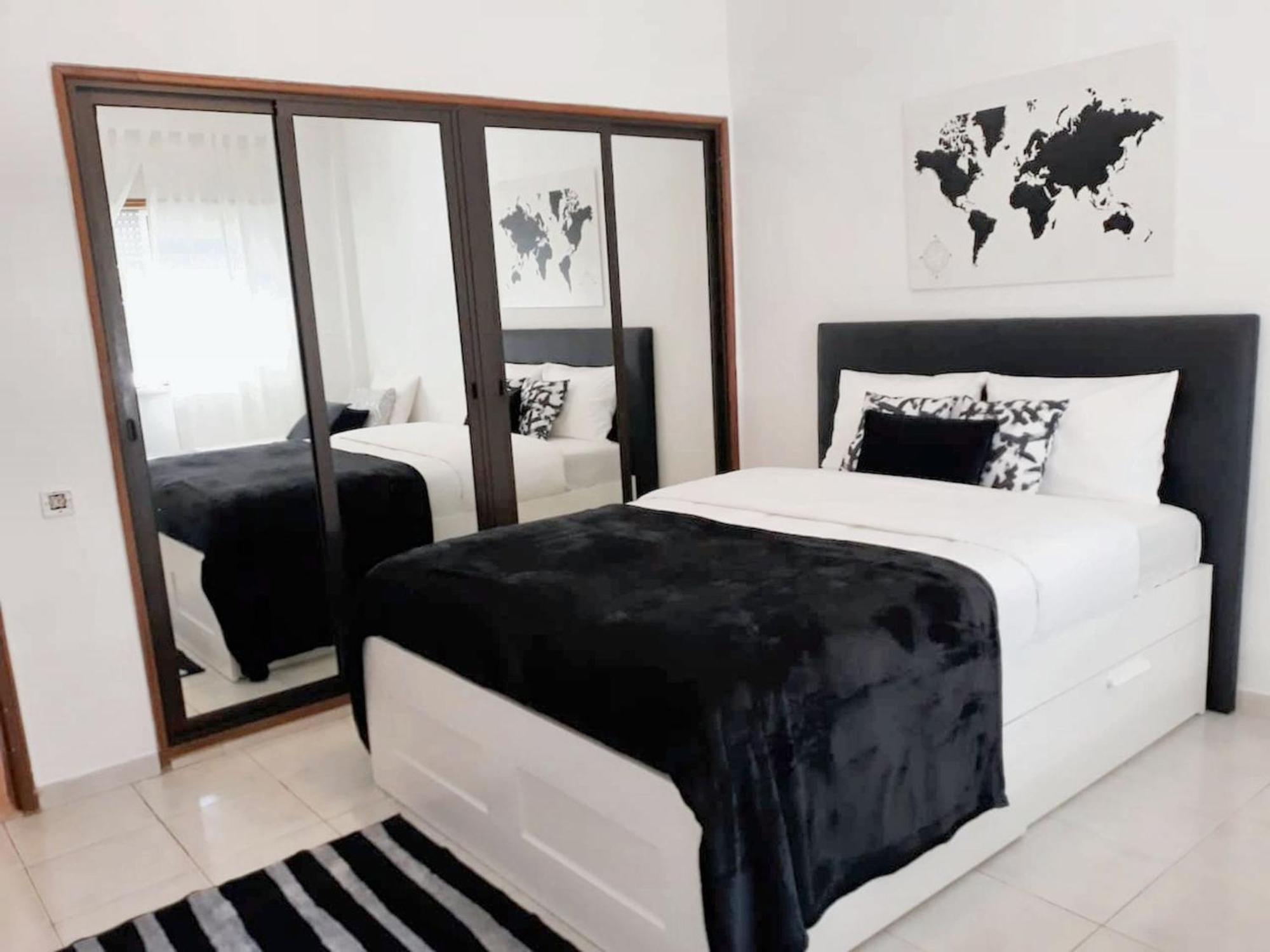 Comfortable Apartment With Balcony And Sea View In Lisbon 50 M² Экстерьер фото